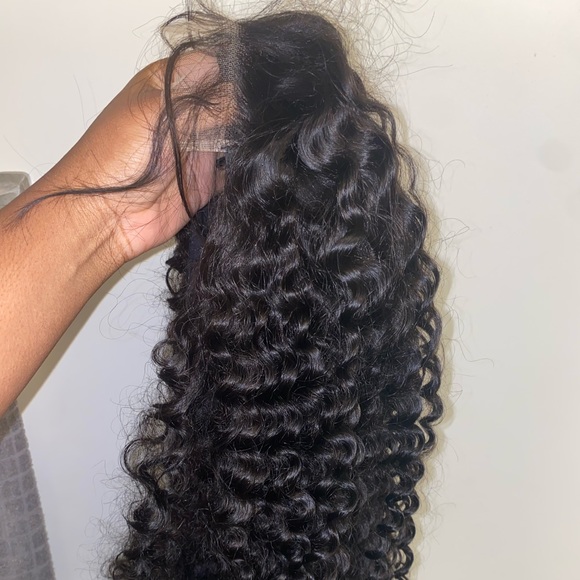 30 inch 4x4 curly closure wig 💕